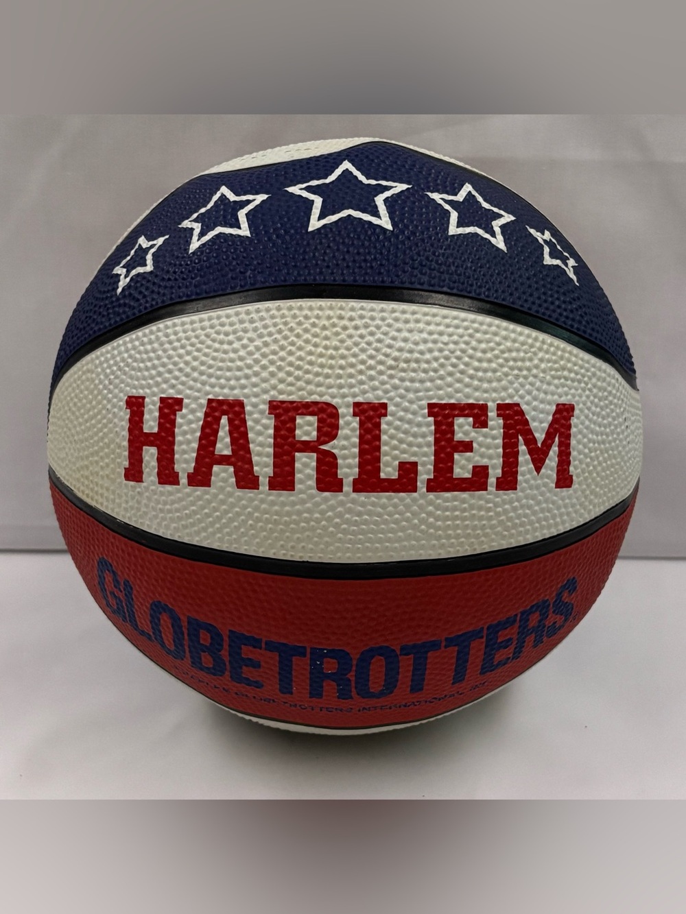Harlem Globetrotters Signed Autographed Basketball Briana Hoops Green #6 Baden